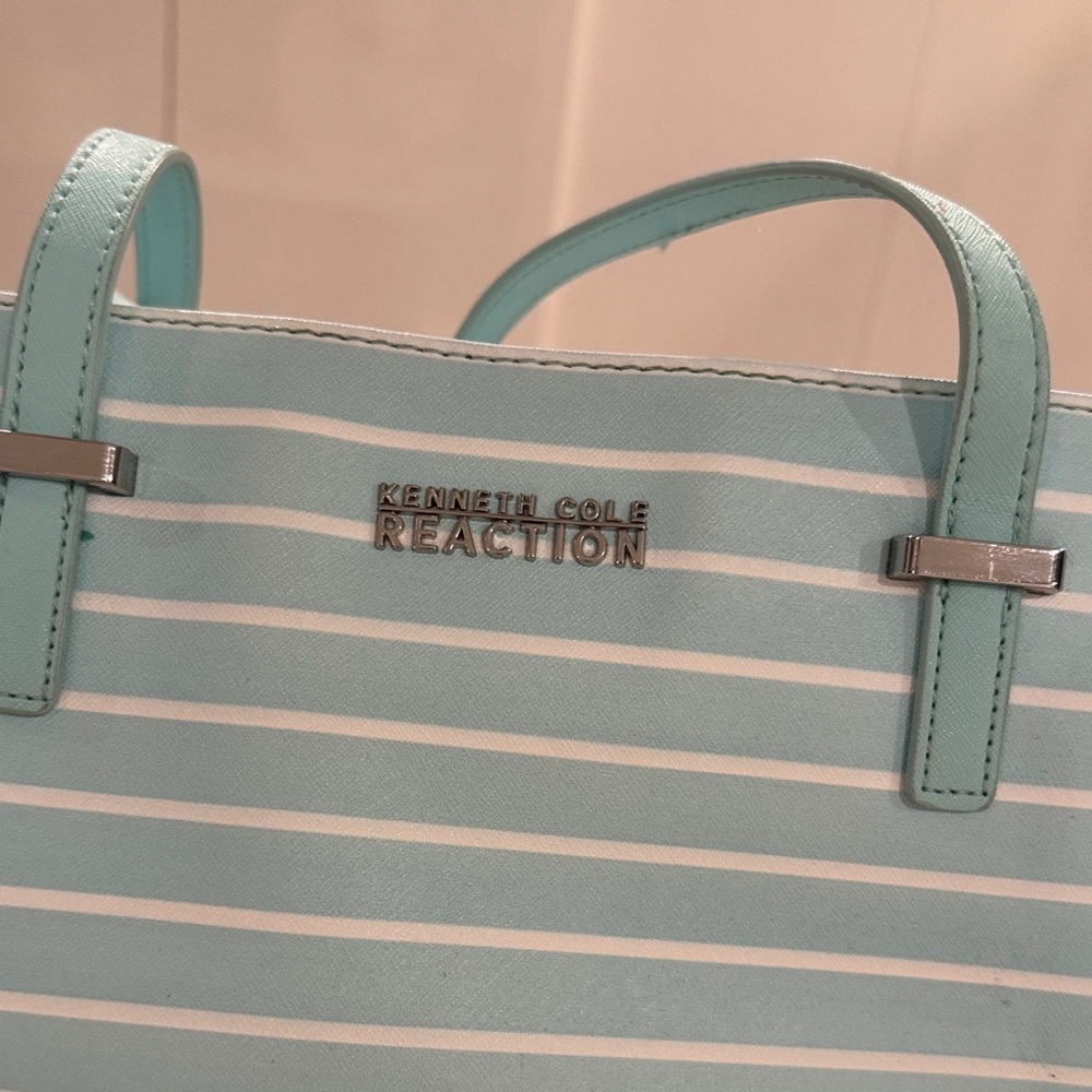 Kenneth Cole Reaction Aqua and White Tote - Picture 3 of 9